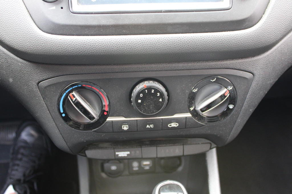 Hyundai i20 Hyundai i20 1.0 T-GDI Comfort AUTOMAAT! “RIJKLAARPRIJS”