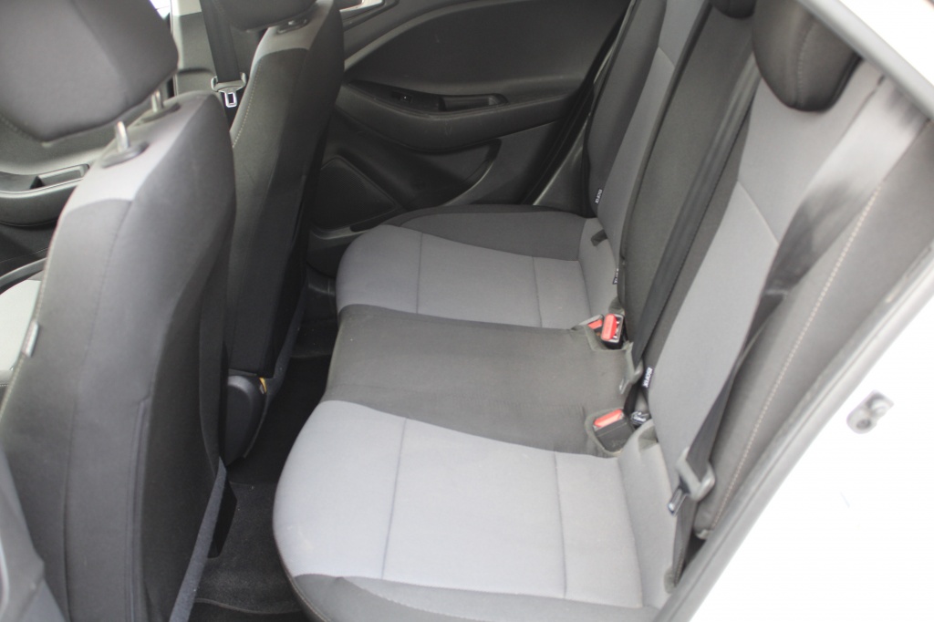 Hyundai i20 Hyundai i20 1.0 T-GDI Comfort AUTOMAAT! “RIJKLAARPRIJS”