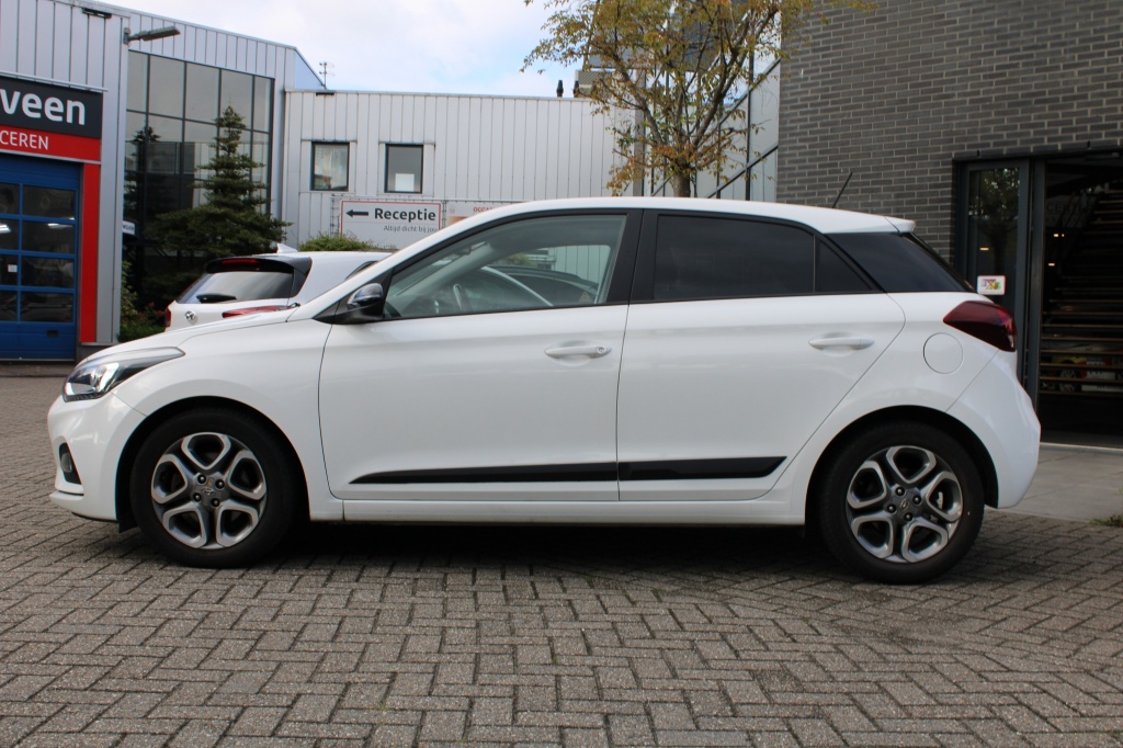 Hyundai i20 Hyundai i20 1.0 T-GDI Comfort AUTOMAAT! “RIJKLAARPRIJS”