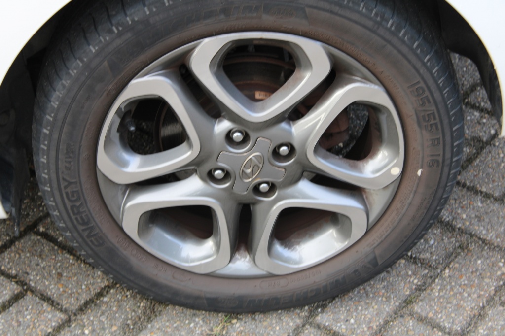 Hyundai i20 Hyundai i20 1.0 T-GDI Comfort AUTOMAAT! “RIJKLAARPRIJS”