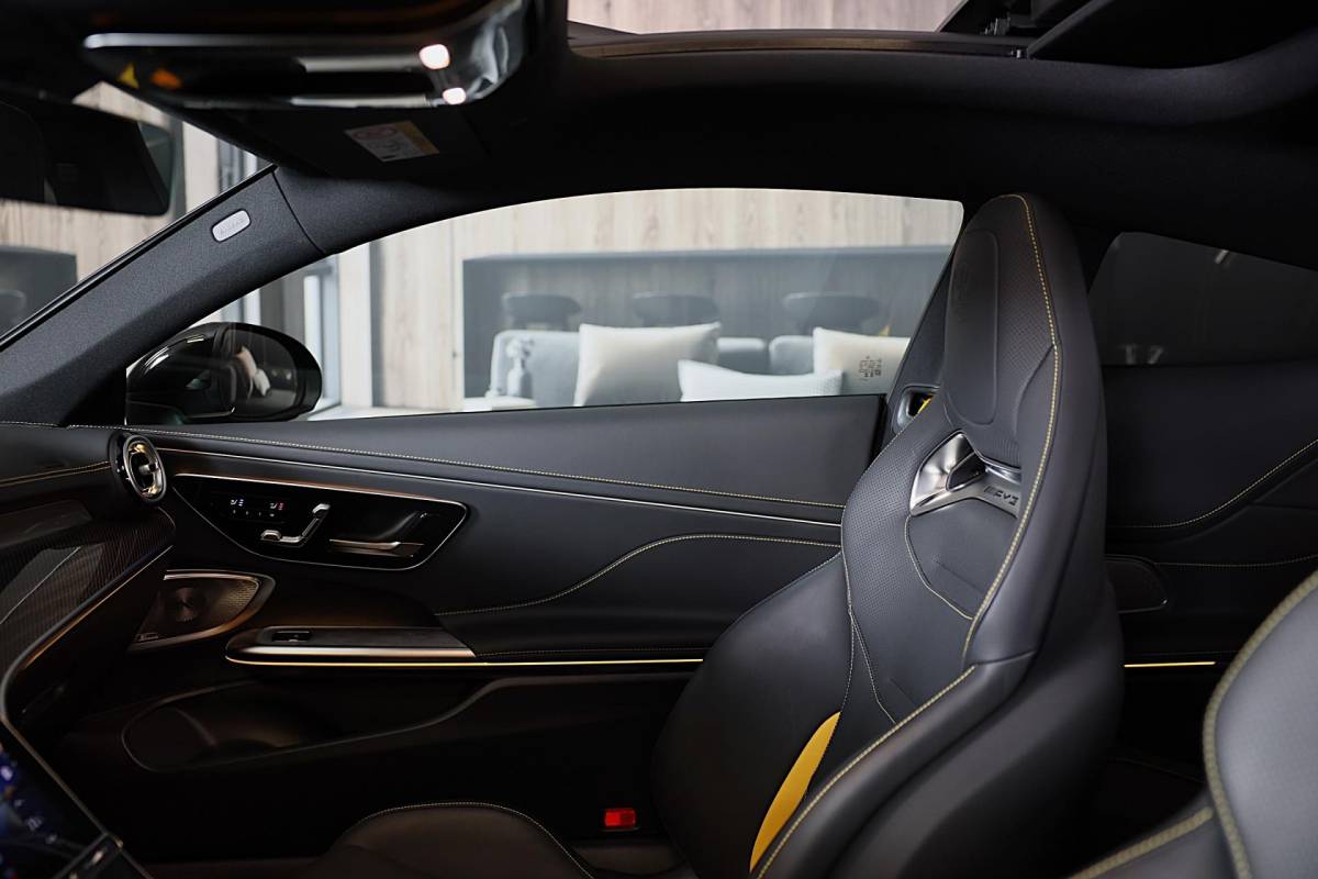 Mercedes-Benz CLE Mercedes-Benz CLE Coupé AMG 53 4MATIC+ / Performance Zetels / Carbon / Head Up / 360 Camera / Pano / Digital Light / 20 Inch