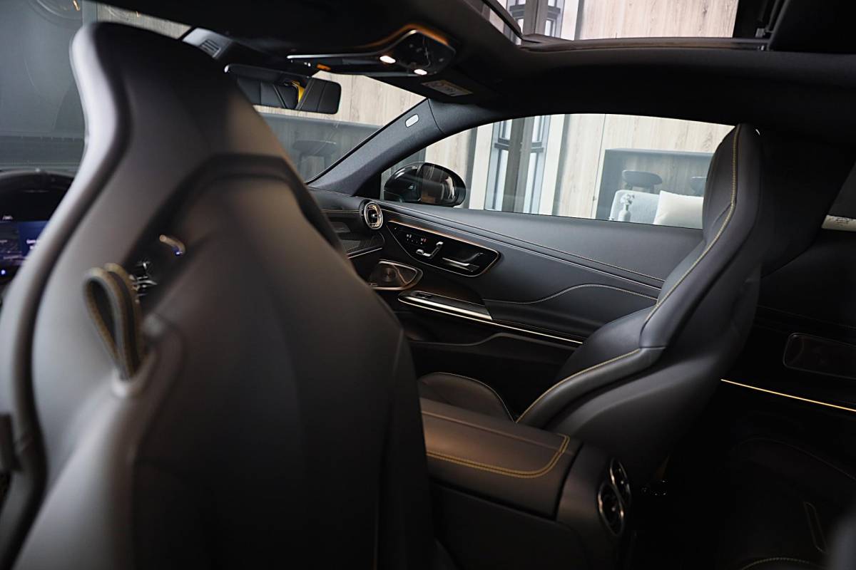 Mercedes-Benz CLE Mercedes-Benz CLE Coupé AMG 53 4MATIC+ / Performance Zetels / Carbon / Head Up / 360 Camera / Pano / Digital Light / 20 Inch