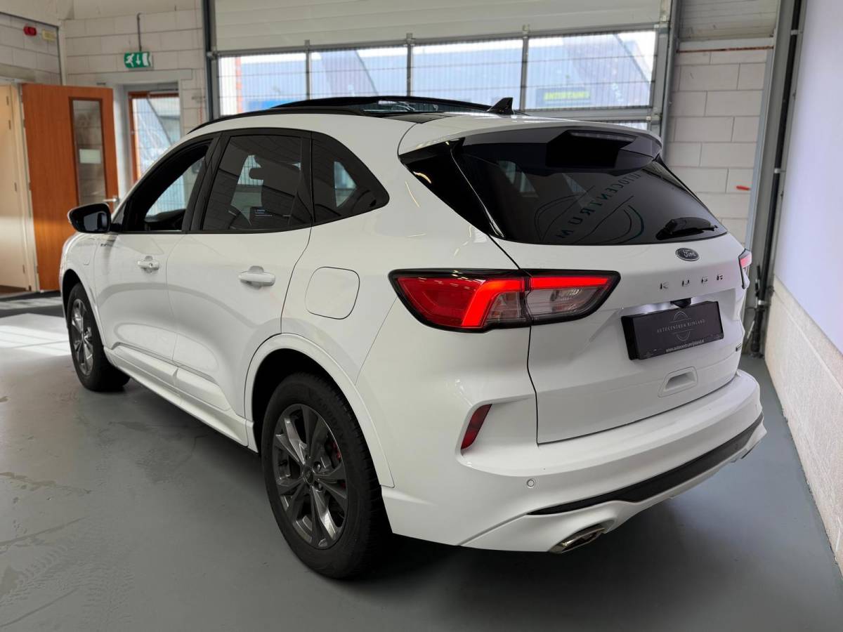 Ford Kuga Ford KUGA 2.5 PHEV ST-Line X, Automaat, Panoramadak, Stoel/Stuur verwarming, Navi, Camera, Carplay