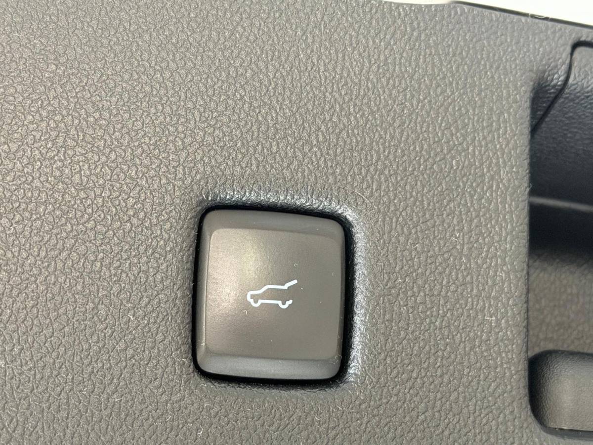 Ford Kuga Ford KUGA 2.5 PHEV ST-Line X, Automaat, Panoramadak, Stoel/Stuur verwarming, Navi, Camera, Carplay