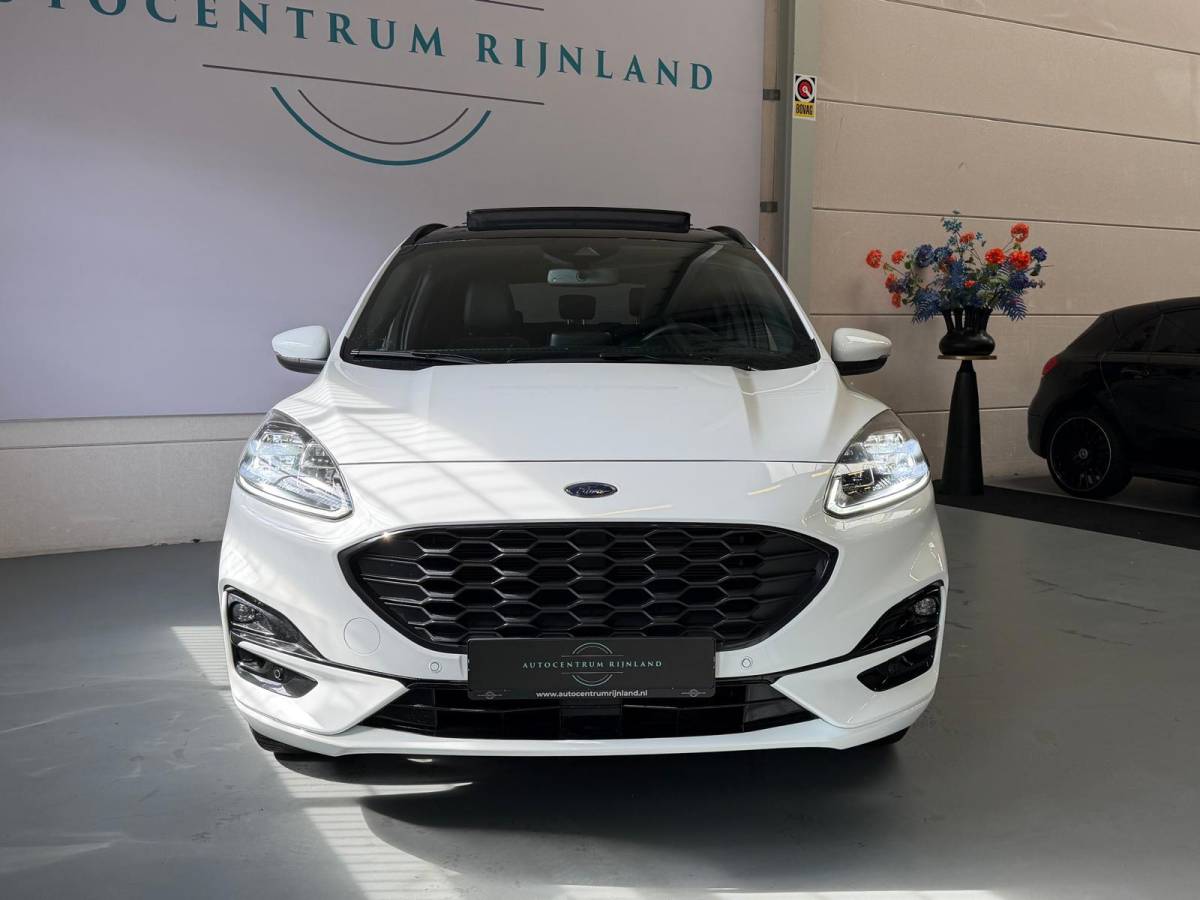 Ford Kuga Ford KUGA 2.5 PHEV ST-Line X, Automaat, Panoramadak, Stoel/Stuur verwarming, Navi, Camera, Carplay