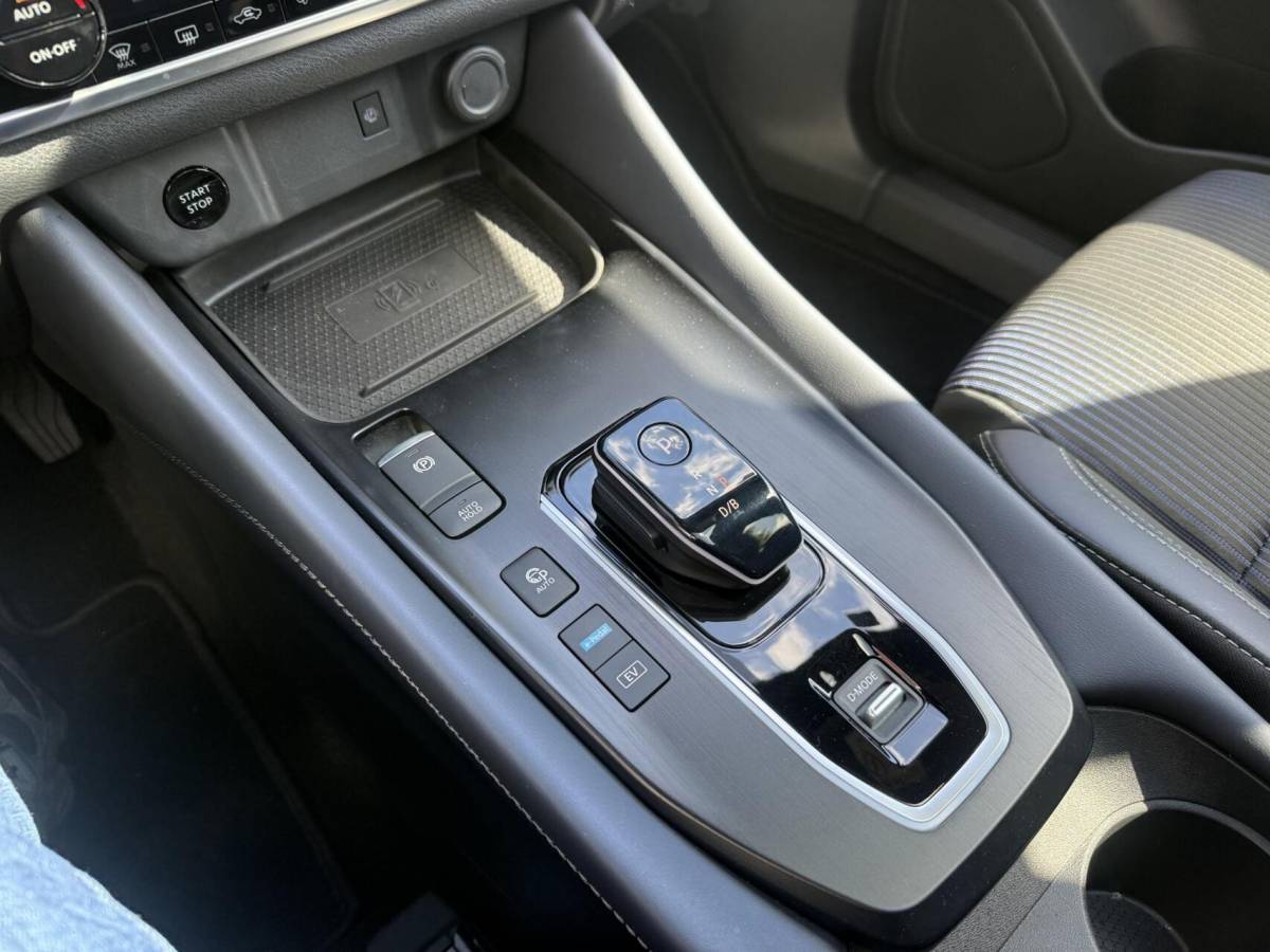 Nissan QASHQAI Nissan Qashqai 1.5 e-Power Tekna PANO adaptive cruis HEAD UP