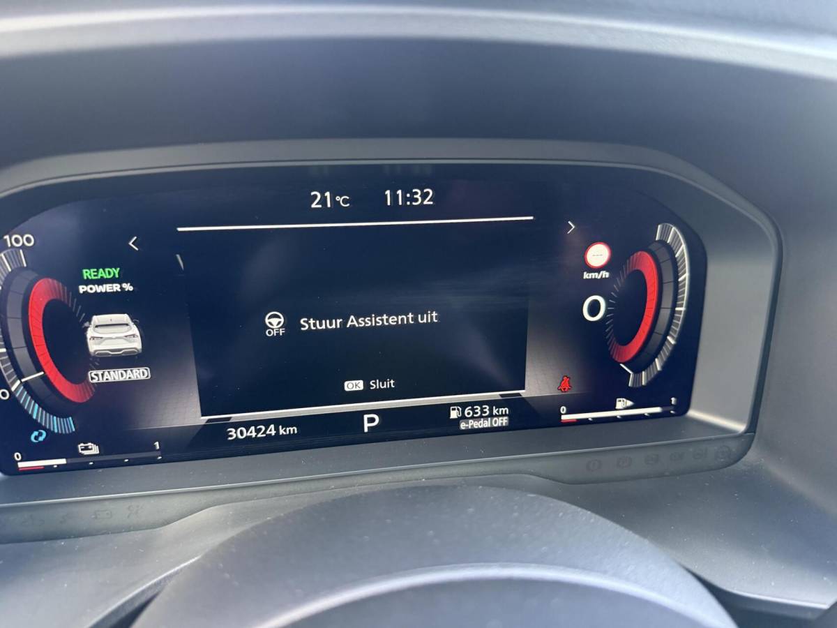 Nissan QASHQAI Nissan Qashqai 1.5 e-Power Tekna PANO adaptive cruis HEAD UP