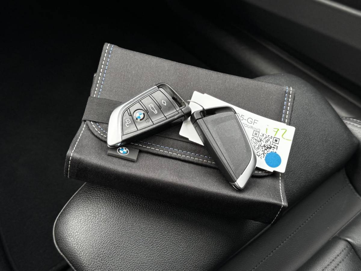 BMW 3 Serie BMW 3-serie Touring 330e xDrive|MSport|Leder|Sfeerve|19″|BTW
