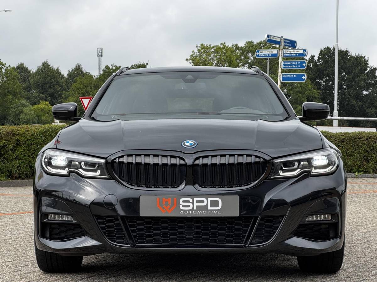 BMW 3 Serie BMW 3-serie Touring 330e xDrive|MSport|Leder|Sfeerve|19″|BTW