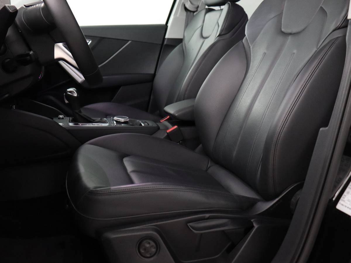 Audi Q2 Audi Q2 35 TFSI S Edition (Afn. Trekhaak / Camera / ACC / Leder / Carplay)