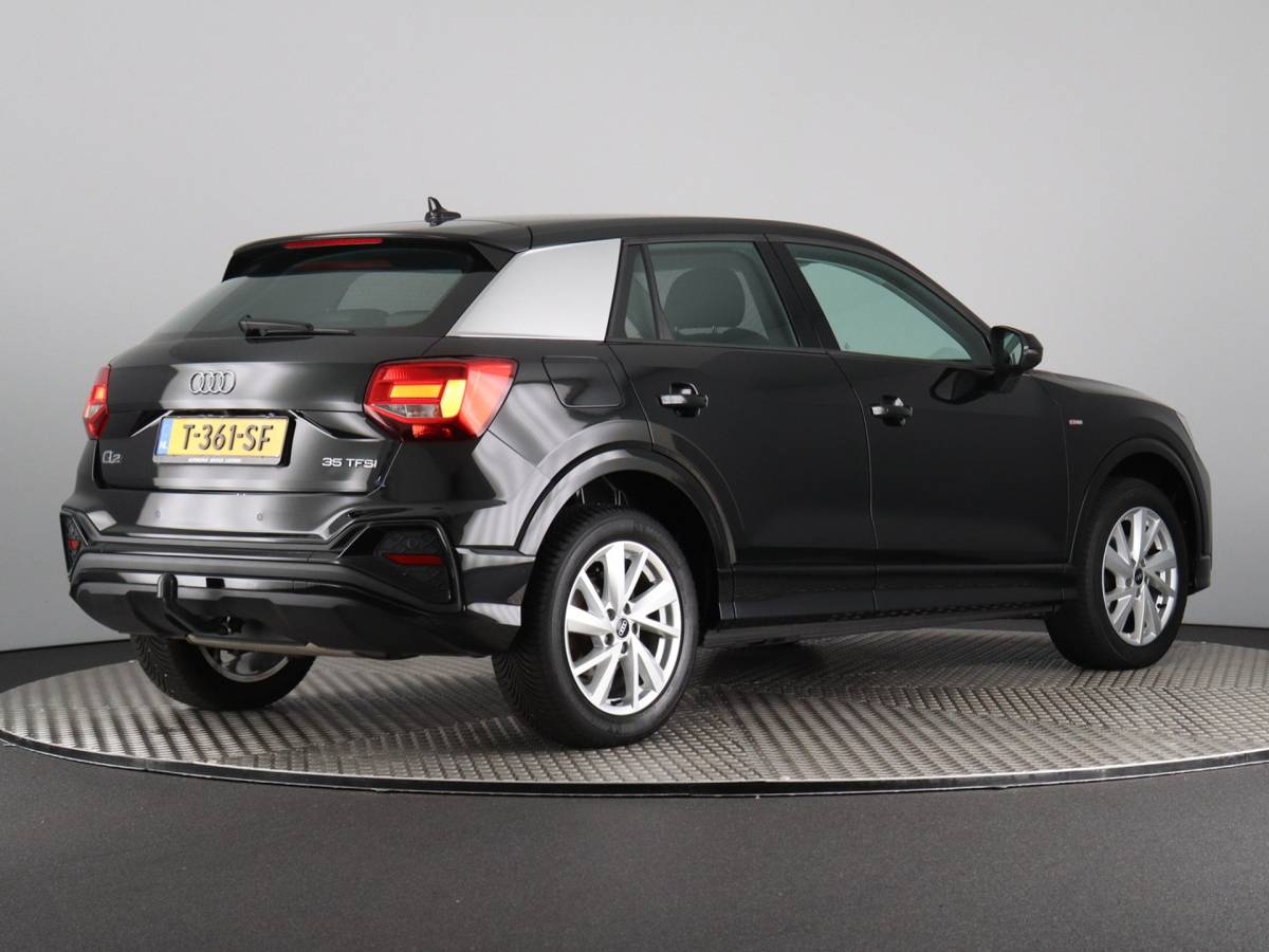 Audi Q2 Audi Q2 35 TFSI S Edition (Afn. Trekhaak / Camera / ACC / Leder / Carplay)