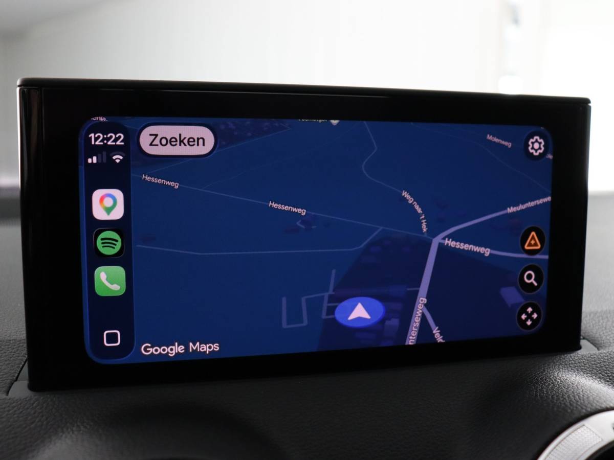 Audi Q2 Audi Q2 35 TFSI S Edition (Afn. Trekhaak / Camera / ACC / Leder / Carplay)