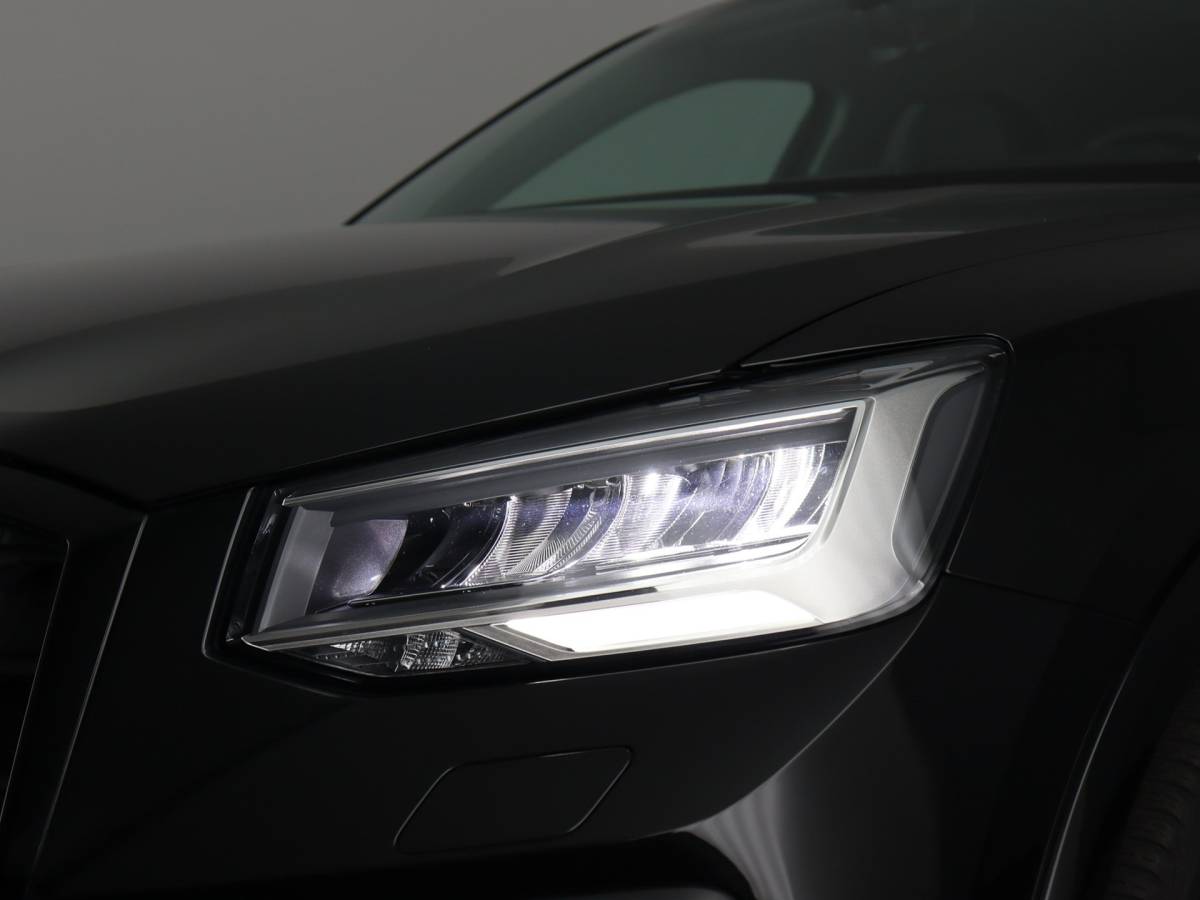 Audi Q2 Audi Q2 35 TFSI S Edition (Afn. Trekhaak / Camera / ACC / Leder / Carplay)