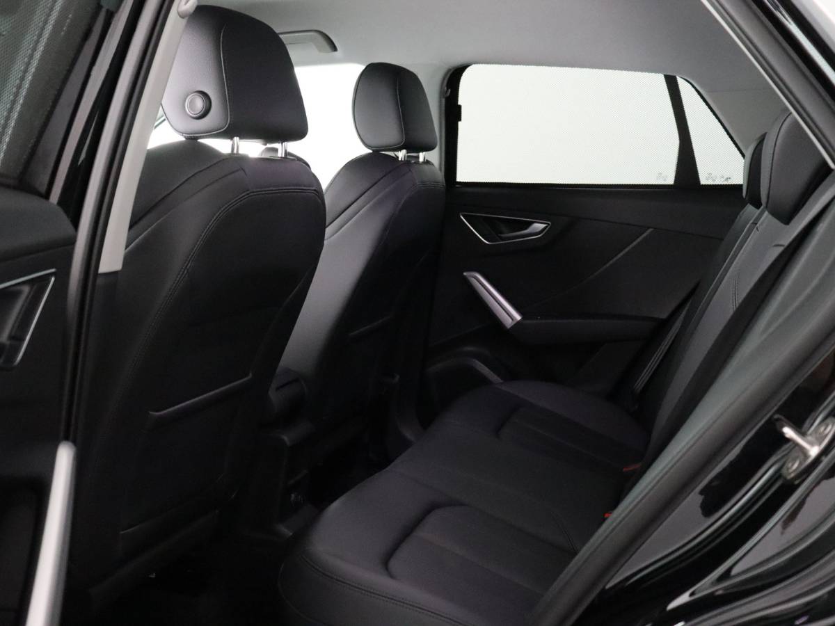Audi Q2 Audi Q2 35 TFSI S Edition (Afn. Trekhaak / Camera / ACC / Leder / Carplay)