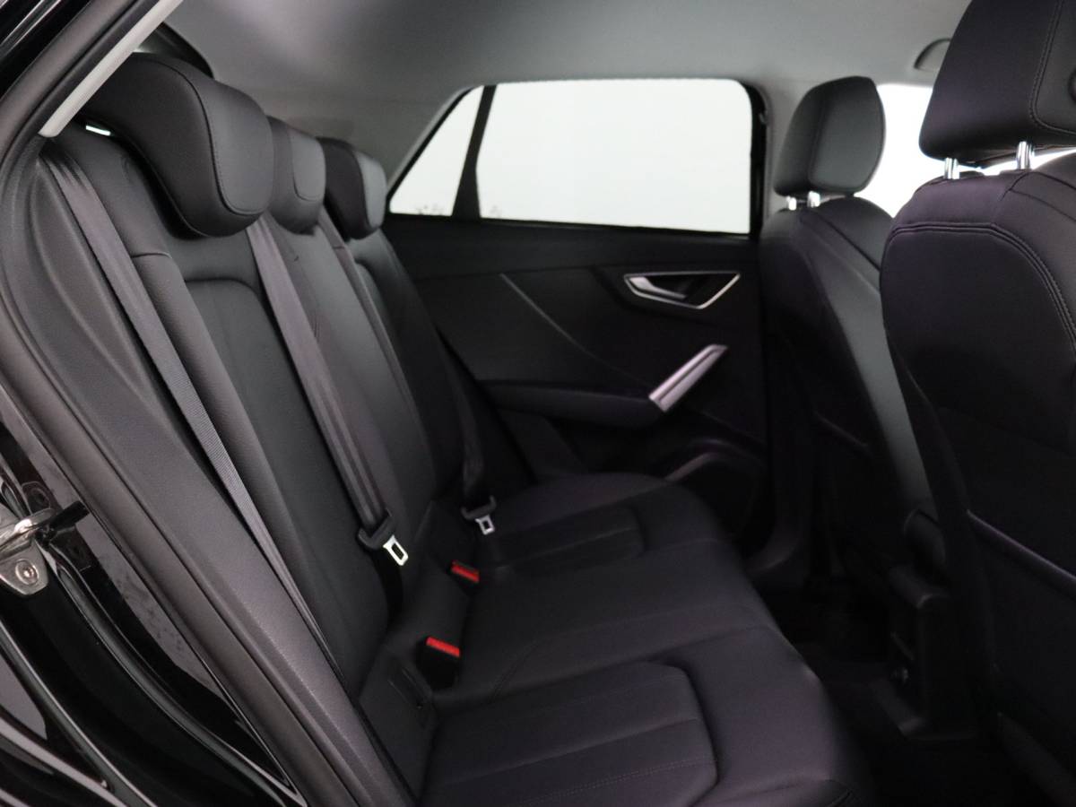 Audi Q2 Audi Q2 35 TFSI S Edition (Afn. Trekhaak / Camera / ACC / Leder / Carplay)