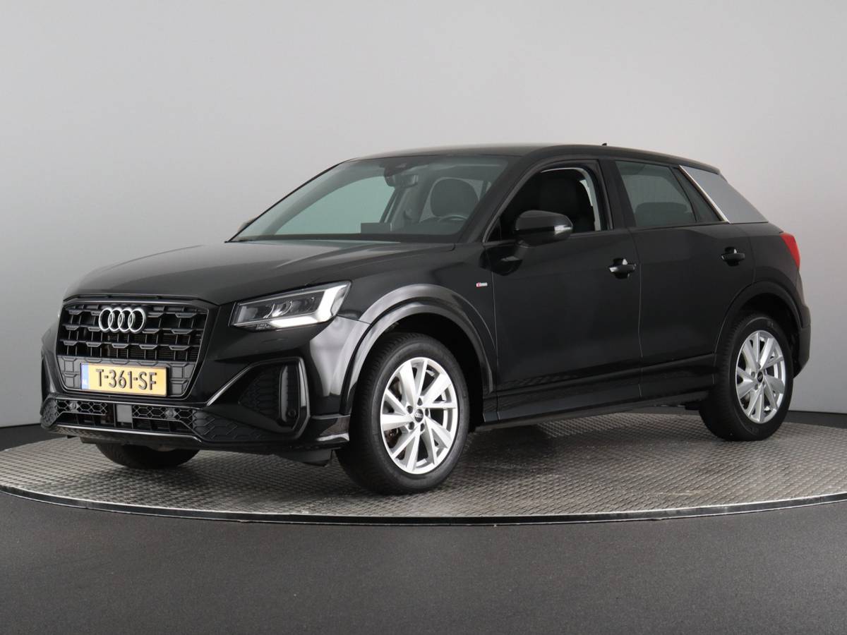 Audi Q2 Audi Q2 35 TFSI S Edition (Afn. Trekhaak / Camera / ACC / Leder / Carplay)