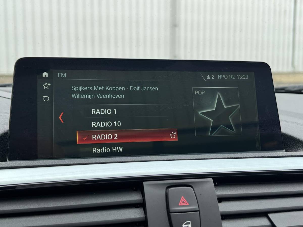 BMW 2 Serie BMW 2-serie Cabrio 220i High Executive M-Pakket / NL auto / Historie