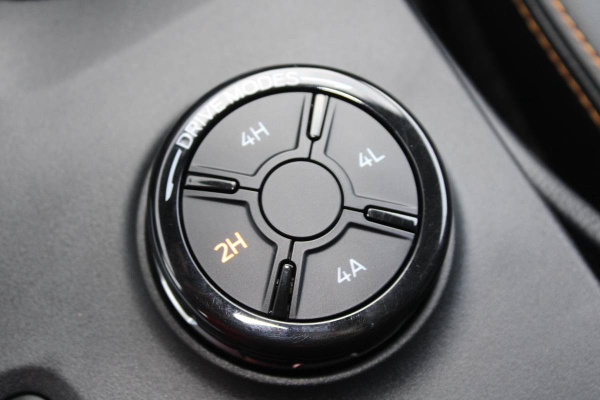 Ford Ranger Ford Ranger 2.0 Double Cab EcoBlue Wildtrak | BELLEN VOOR BEZICHTIGING |Adaptieve Cruise Control | Winterpack