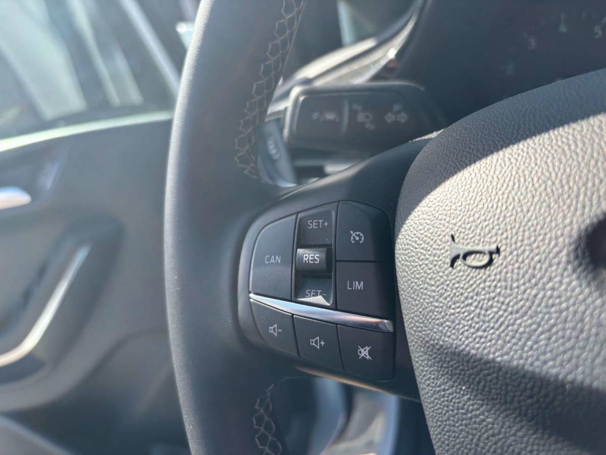 Ford Fiesta Ford Fiesta 1.0 EcoBoost Hybrid Titanium X | Camera | Cruise Control