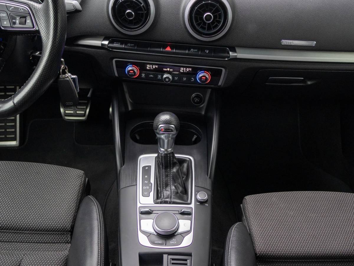 Audi A3 Audi A3 Limousine 1.4 TFSI CoD Sport S Line Edition 18″ LED 3x S-line