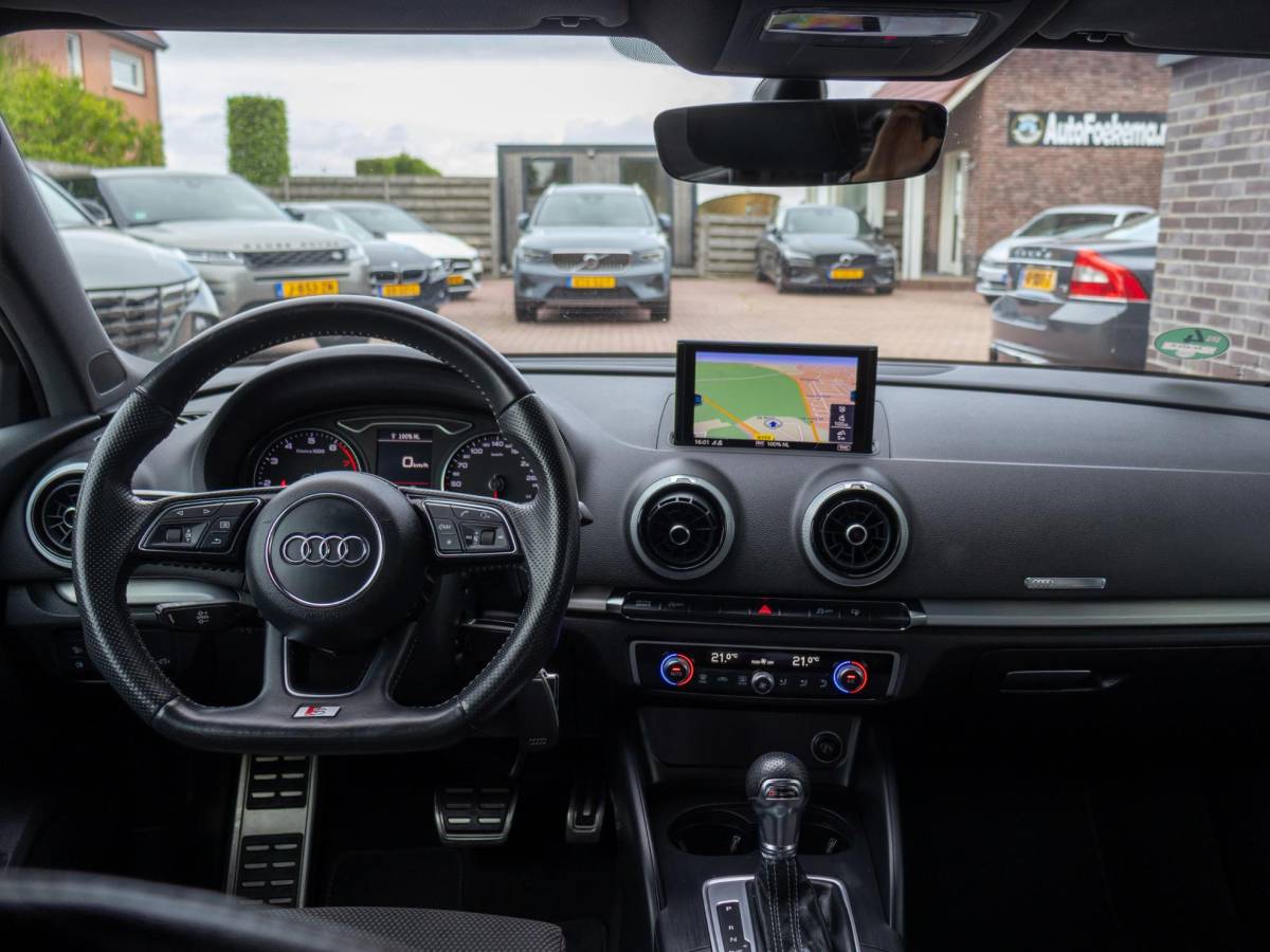 Audi A3 Audi A3 Limousine 1.4 TFSI CoD Sport S Line Edition 18″ LED 3x S-line