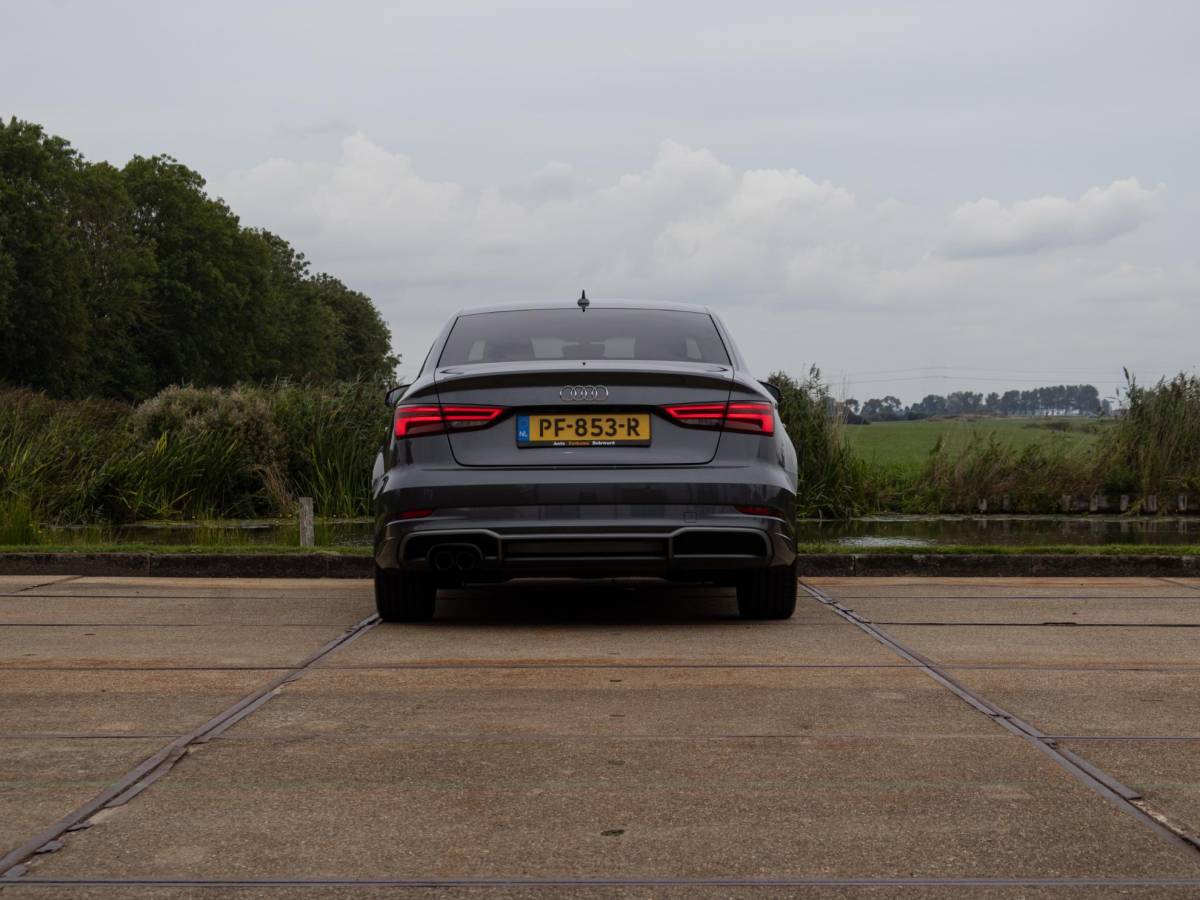 Audi A3 Audi A3 Limousine 1.4 TFSI CoD Sport S Line Edition 18″ LED 3x S-line