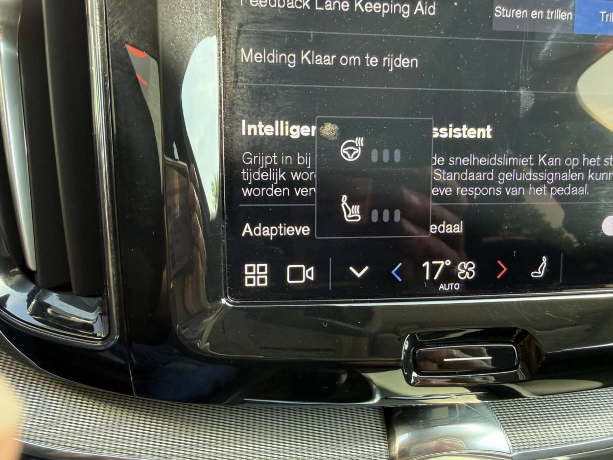 Volvo XC60 Volvo XC60 2.0 T8 Plug-in hybrid AWD Plus Black Edition