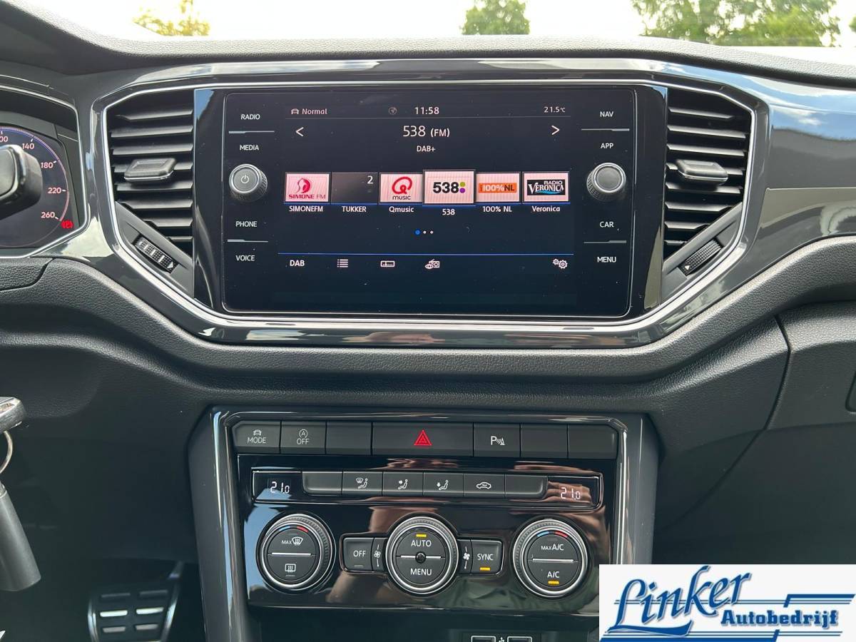 Volkswagen T-Roc Volkswagen T-Roc 1.5 TSI | Trkhaak| Airco | Hoge instap|