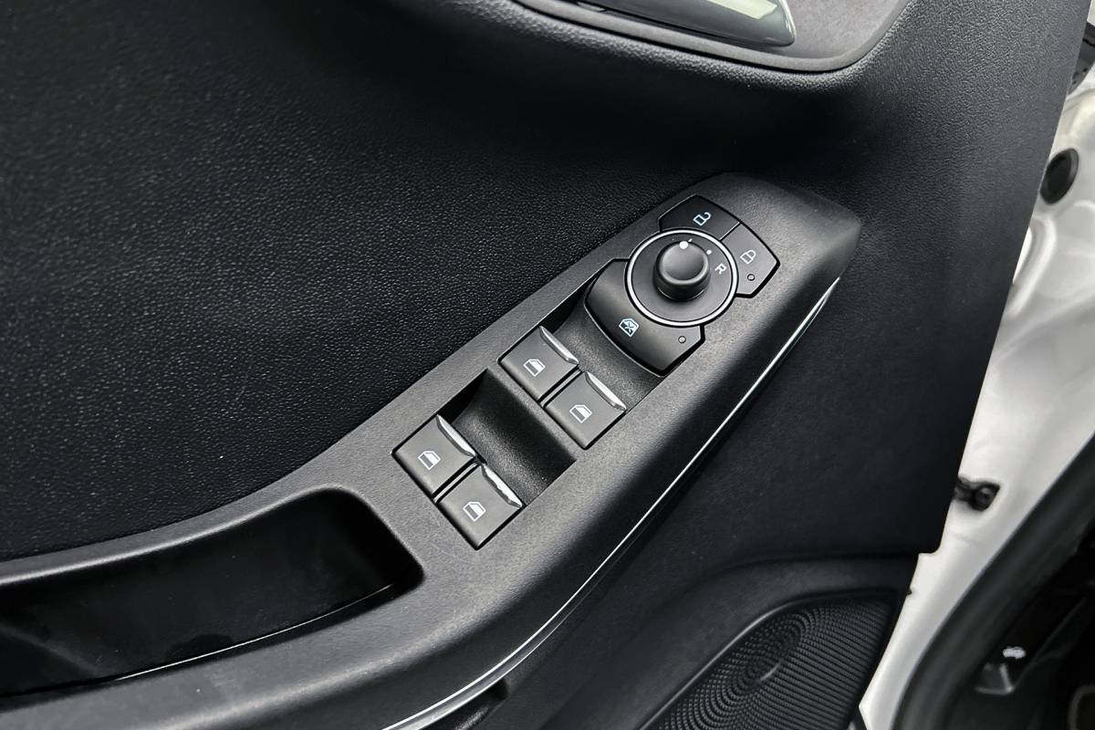 Ford Fiesta Ford Fiesta 1.0 EcoBoost Titanium | Apple Carplay | Cruise control | LED koplampen
