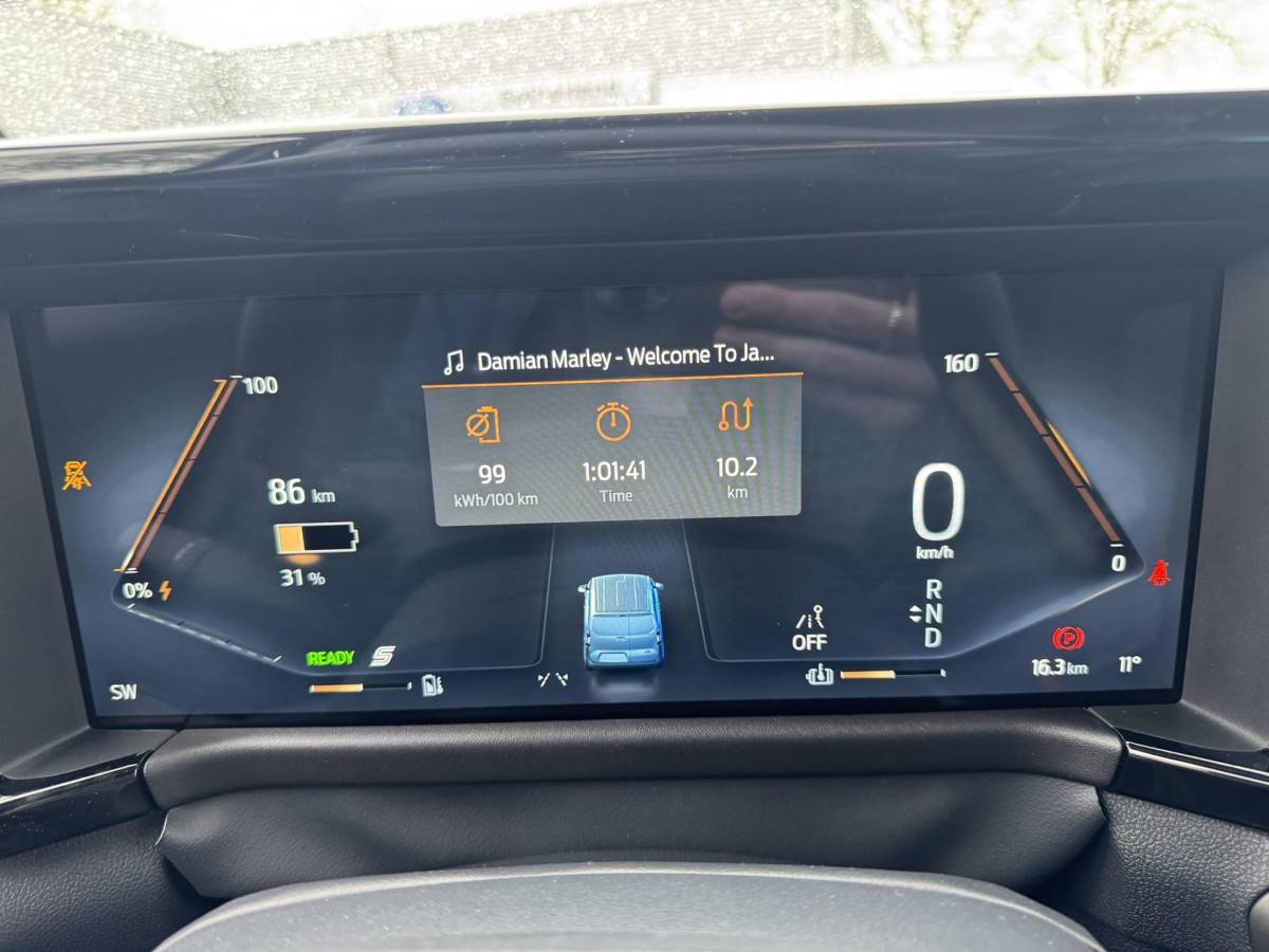 Ford E-Transit Courier Ford E-Transit Courier Trend 46 kWh 136pk | Navigatie | Trekhaak | 16″ Reservewiel | 3-fase laadkabel 32A, 5 meter| Led laadruimteverlichting