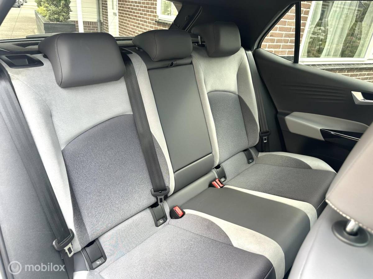 Volkswagen ID.3 Volkswagen ID.3 First Plus 58 kWh SOH 92,5% PANORAMADAK IQ MATRIX LED MASSAGE STOELEN CAMERA SFEERVERLICHTING ZEER MOOIE AUTO!!