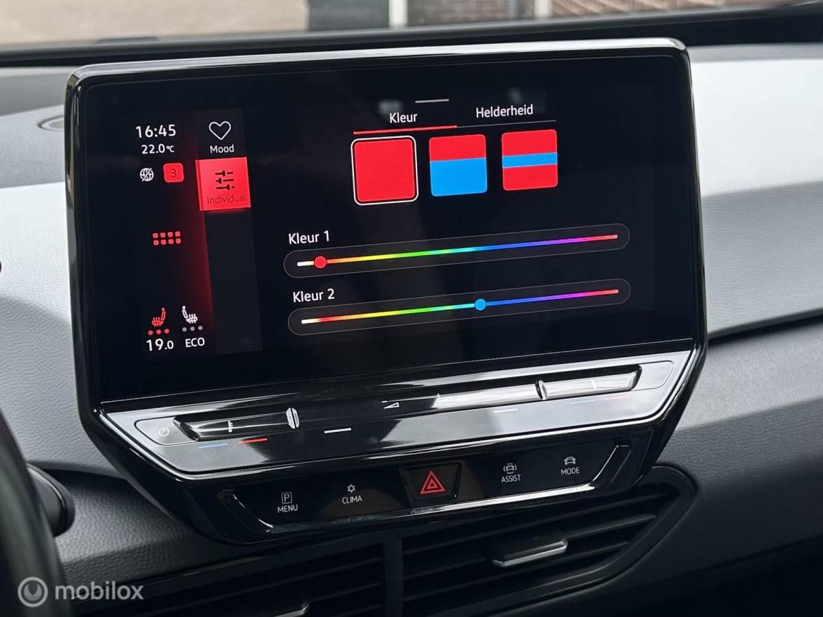 Volkswagen ID.3 Volkswagen ID.3 First Plus 58 kWh SOH 92,5% PANORAMADAK IQ MATRIX LED MASSAGE STOELEN CAMERA SFEERVERLICHTING ZEER MOOIE AUTO!!