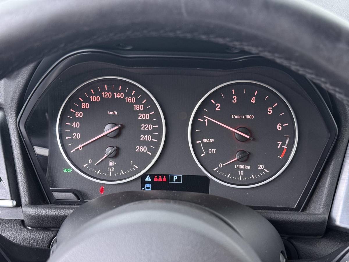 BMW 2 Serie BMW 2-serie Active Tourer 218i Executive Automaat – Navigatie – Climate Control – LED Koplampen