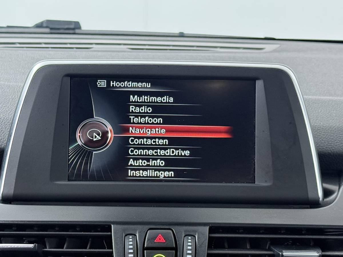 BMW 2 Serie BMW 2-serie Active Tourer 218i Executive Automaat – Navigatie – Climate Control – LED Koplampen