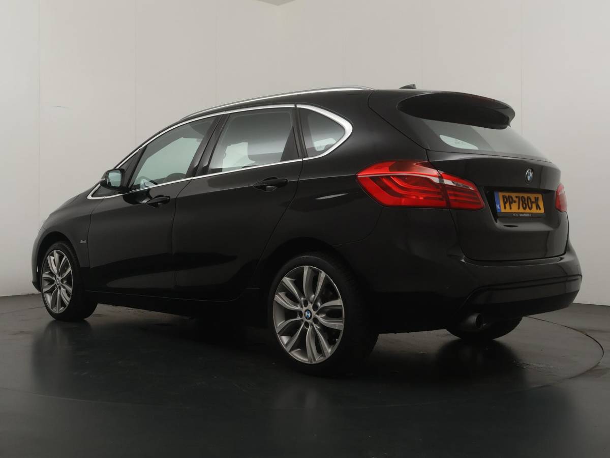 BMW 2 Serie BMW 2-serie Active Tourer 218i Executive Automaat – Navigatie – Climate Control – LED Koplampen