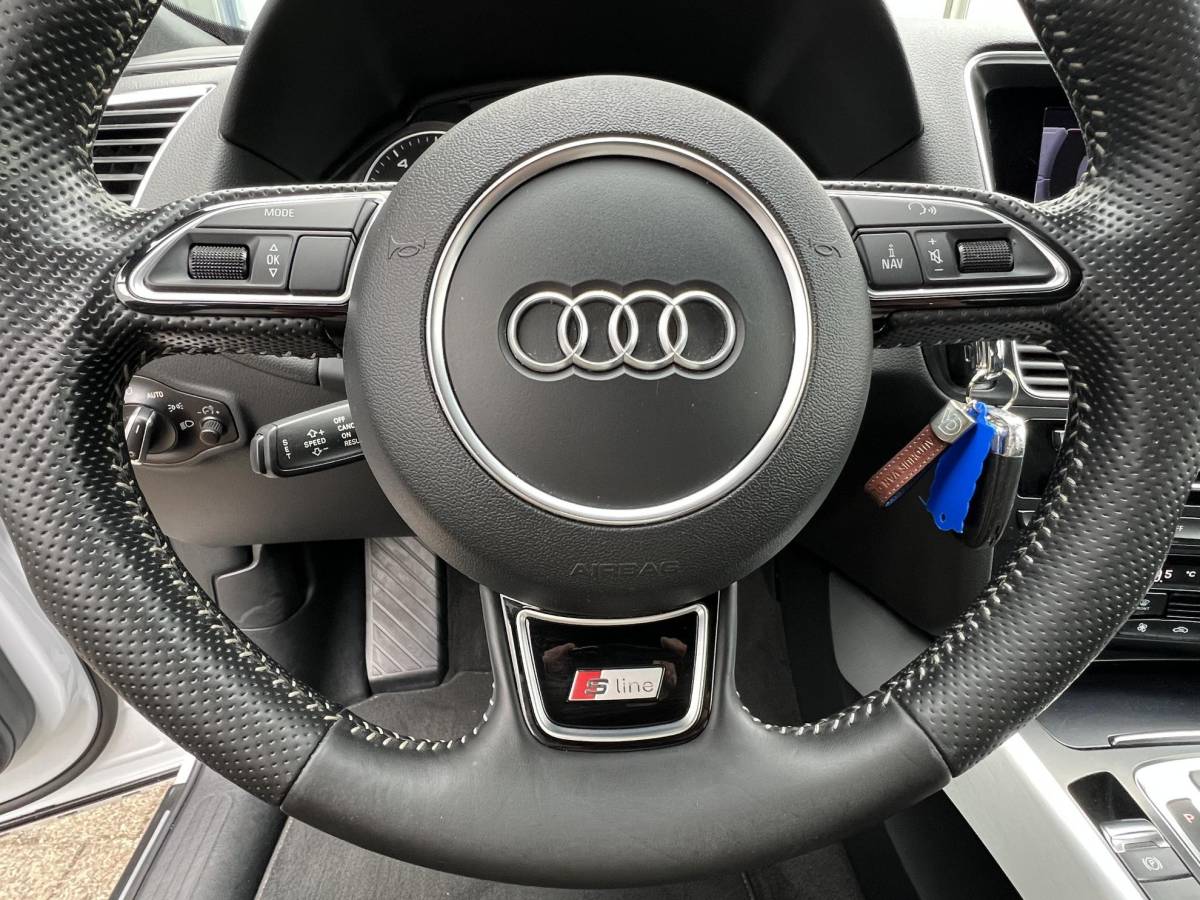 Audi Q5 Audi Q5 2.0 TFSI quattro Adrenalin Sport 21″ / navi / sporstoelen / Parelmoergrijs