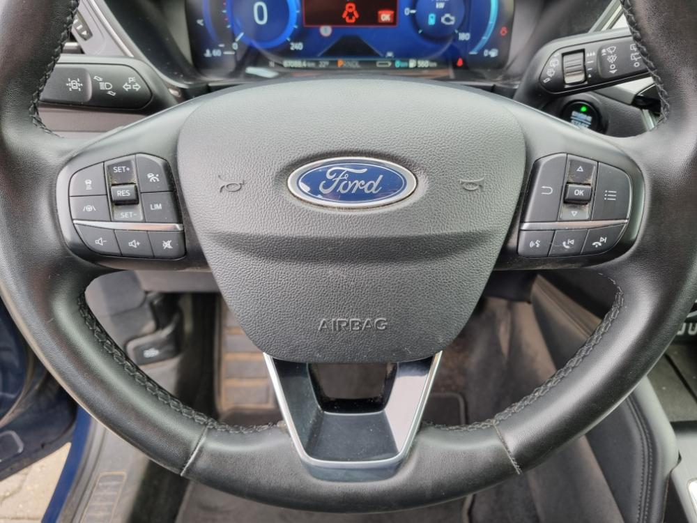 Ford Kuga Ford Kuga 2.5 PHEV Titanium 225pk | Adaptive cruise control | Winter Pack | Dodehoeksensoren | Camera | 1.500kg Trekgewicht
