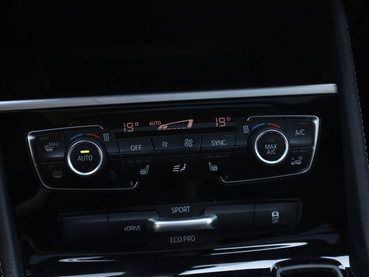 BMW 2 Serie BMW 2-serie Active Tourer 225xe M Sport / Leder / Pano / Cruise