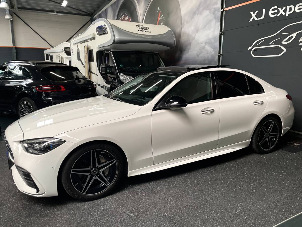 Mercedes-Benz C-Klasse Mercedes-Benz C-klasse 200 4MATIC AMG 218 PK PANODAK HUD