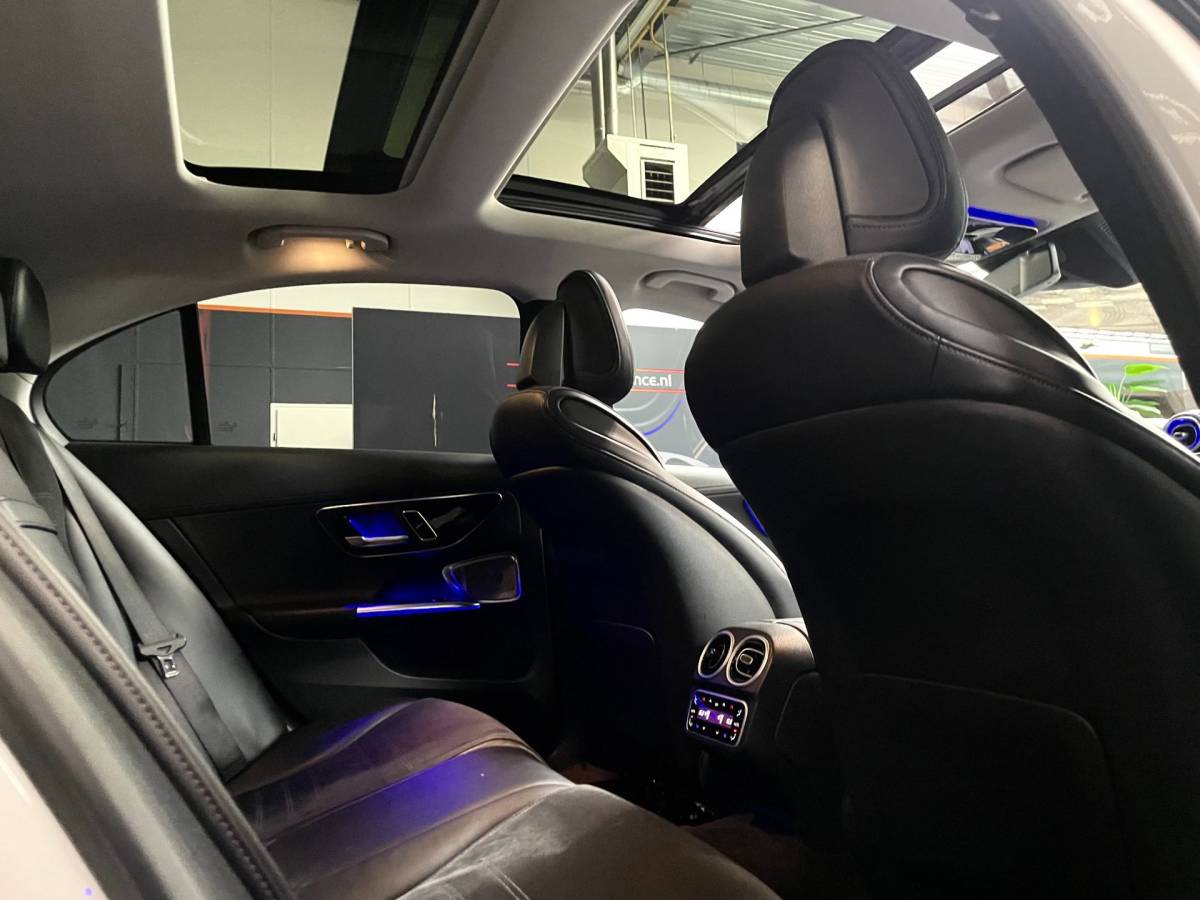Mercedes-Benz C-Klasse Mercedes-Benz C-klasse 200 4MATIC AMG 218 PK PANODAK HUD