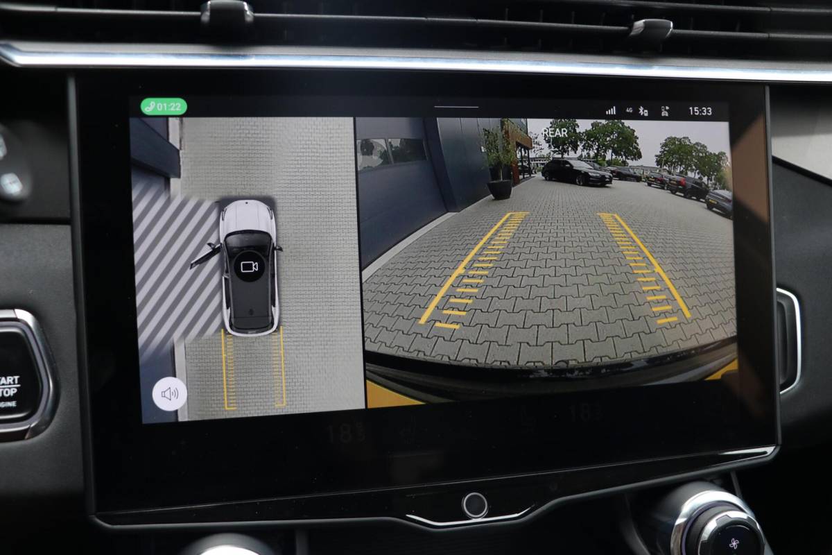 Lynk & Co 01 Lynk & Co 01 1.5 Plugin AdaptiveCruise 360View MemoryZetels Panodak AppleCarplay Blindspot PrivacyGlass 106000KM BJ2021