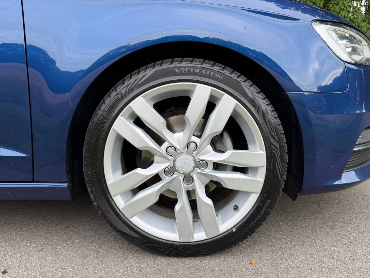 Audi A3 Audi A3 Sportback 1.4 TFSI CoD Ambition Pro Line S | Cruise + Clima + Navi Nu € 8.975,-!!!