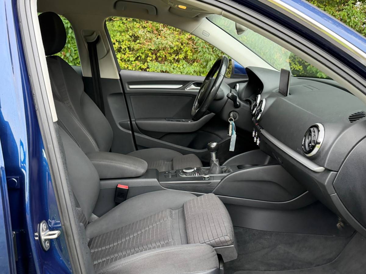 Audi A3 Audi A3 Sportback 1.4 TFSI CoD Ambition Pro Line S | Cruise + Clima + Navi Nu € 8.975,-!!!