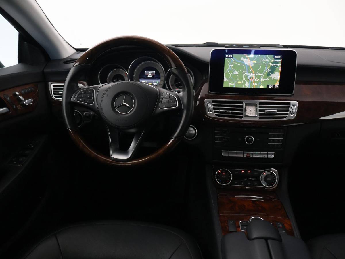 Mercedes-Benz CLS Mercedes-Benz CLS-klasse 400 4MATIC 333 PK SEDAN + 360 CAMERA | LUCHTVERING | SCHUIFDAK | MASSAGE | RIJDYNAMISCHE STOELEN | DISTRONIC