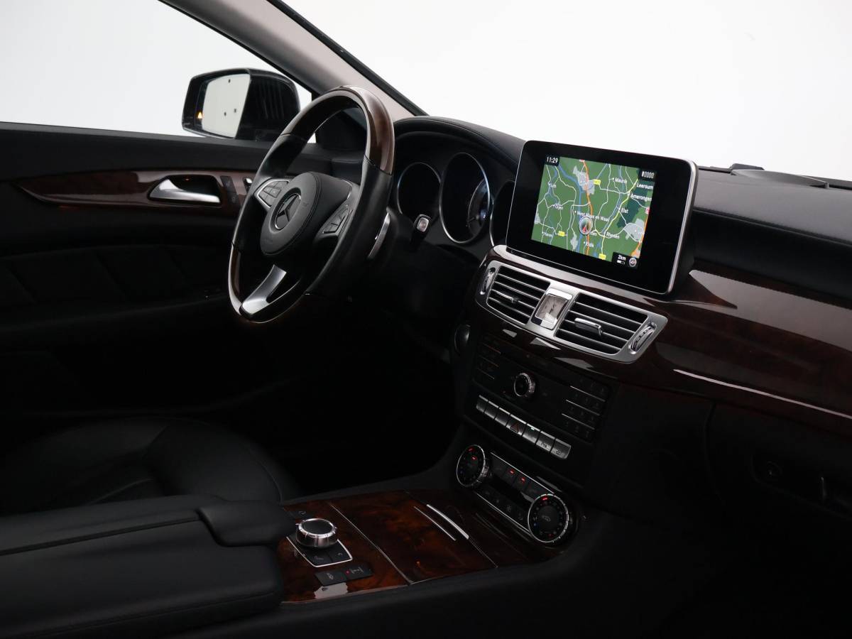 Mercedes-Benz CLS Mercedes-Benz CLS-klasse 400 4MATIC 333 PK SEDAN + 360 CAMERA | LUCHTVERING | SCHUIFDAK | MASSAGE | RIJDYNAMISCHE STOELEN | DISTRONIC