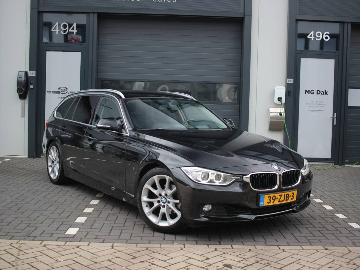 BMW 3 Serie BMW 3-serie Touring 320i Nieuwe Koppeling, Facelift, NAP, LEDER, CRUISE, RIJDT SUPER