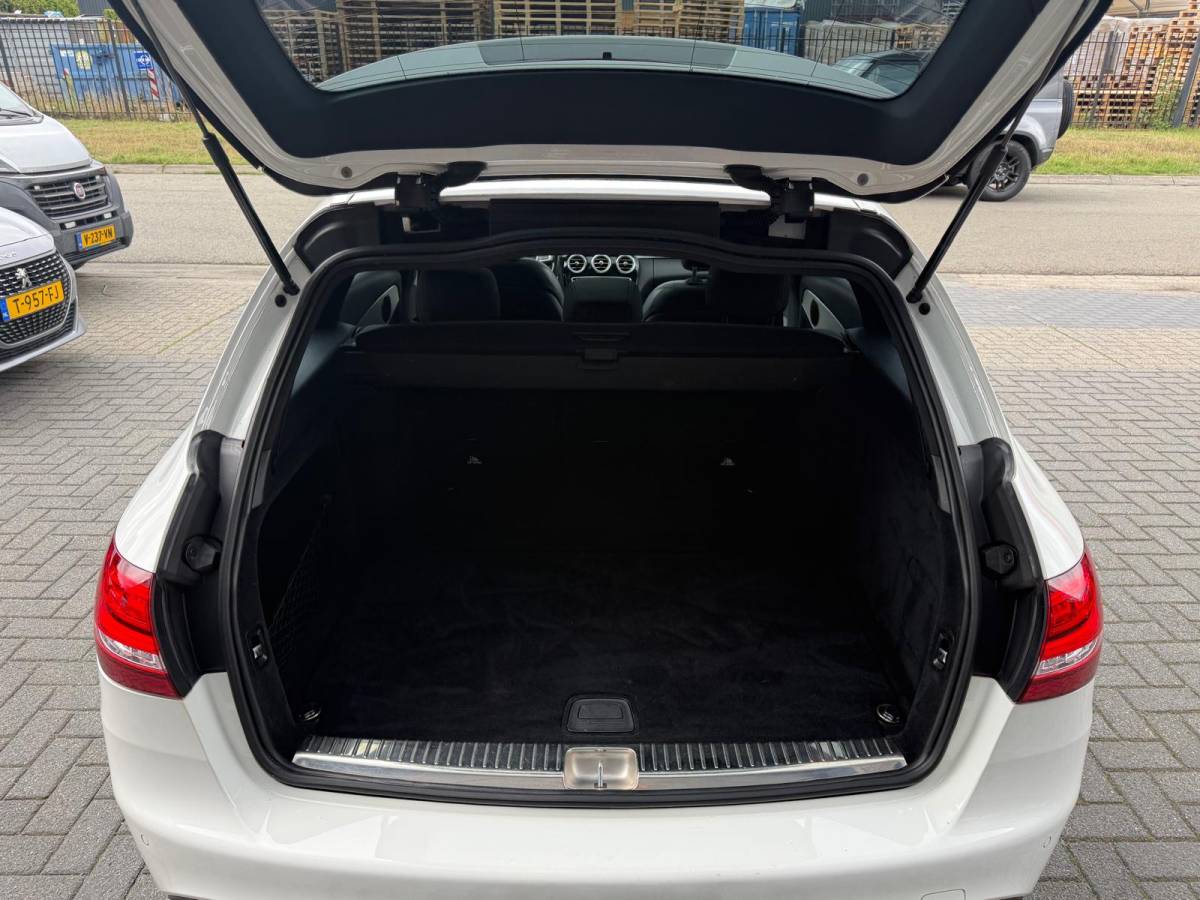 Mercedes-Benz C-Klasse Mercedes-Benz C-klasse Estate 180 AMG Sport Edition | 1E EIGENAAR | 3/6/12 MND GARANTIE | PANO | LEDER | LED | CRUISE | NAVI |