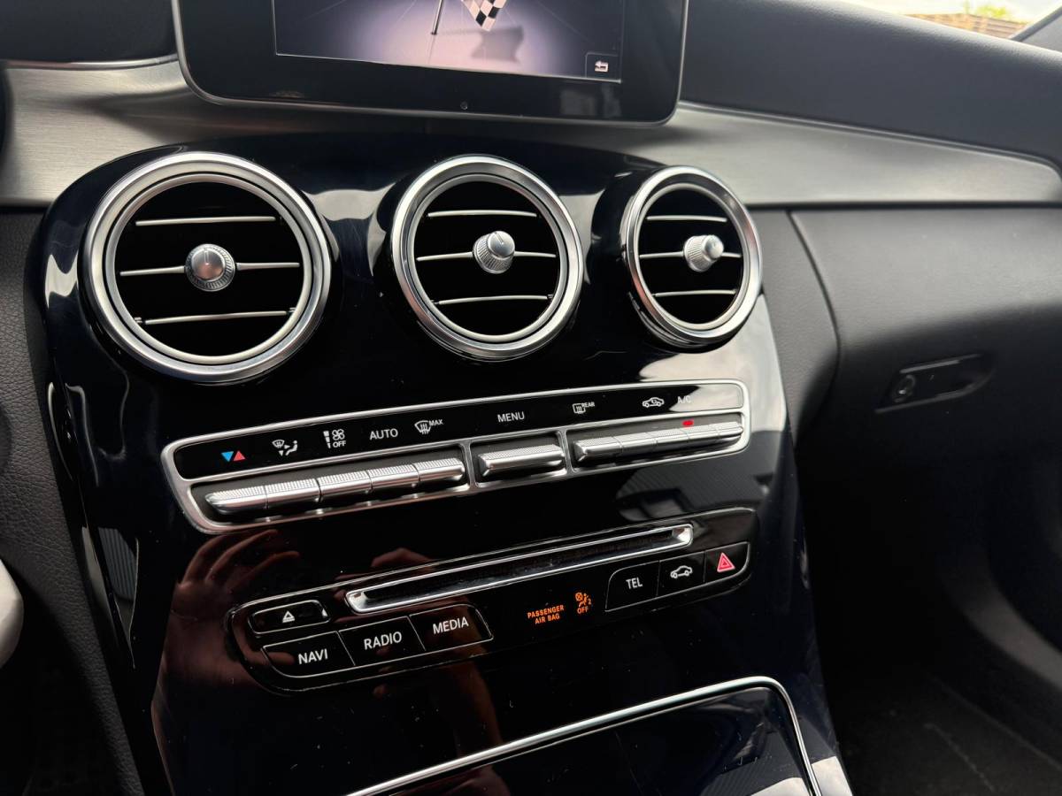 Mercedes-Benz C-Klasse Mercedes-Benz C-klasse Estate 180 AMG Sport Edition | 1E EIGENAAR | 3/6/12 MND GARANTIE | PANO | LEDER | LED | CRUISE | NAVI |