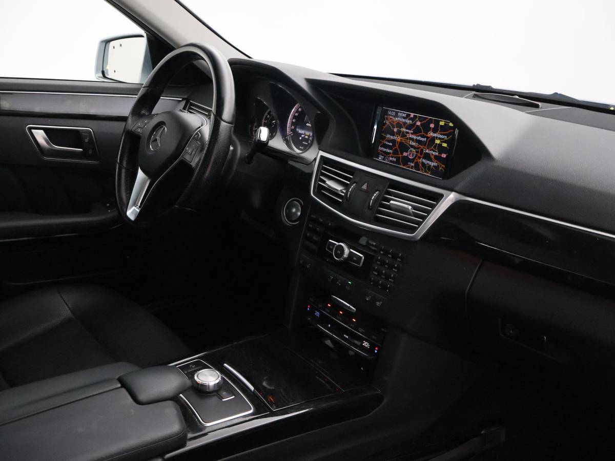 Mercedes-Benz E-Klasse Mercedes-Benz E-klasse 350 CDI V6 265 PK + STOELVENTILATIE | DISTRONIC | SCHUIFDAK | LEDER | STOELVERWARMING