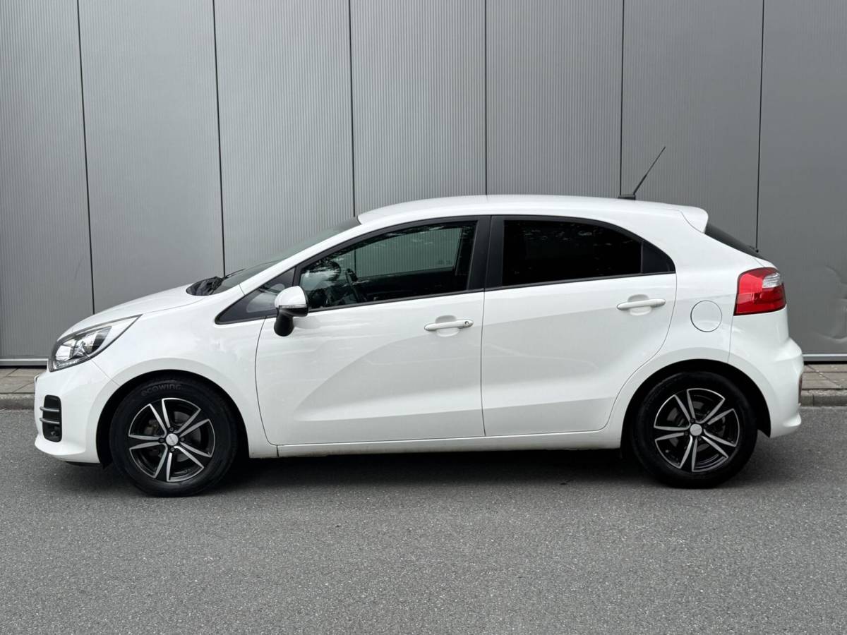 Kia Rio Kia Rio 1.2 CVVT DynamicLine | Navi | Camera | Stoelverwarming | NW APK